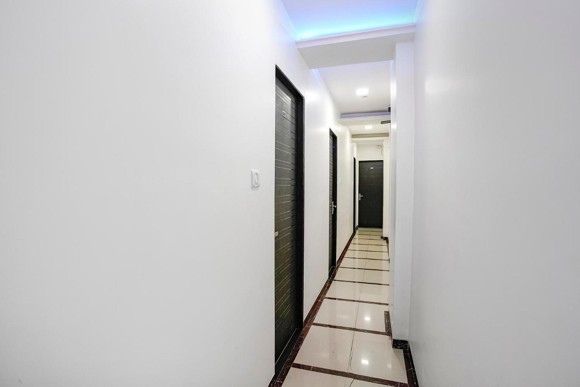 होटल Fabexpress Park Residency - Nr International Airport